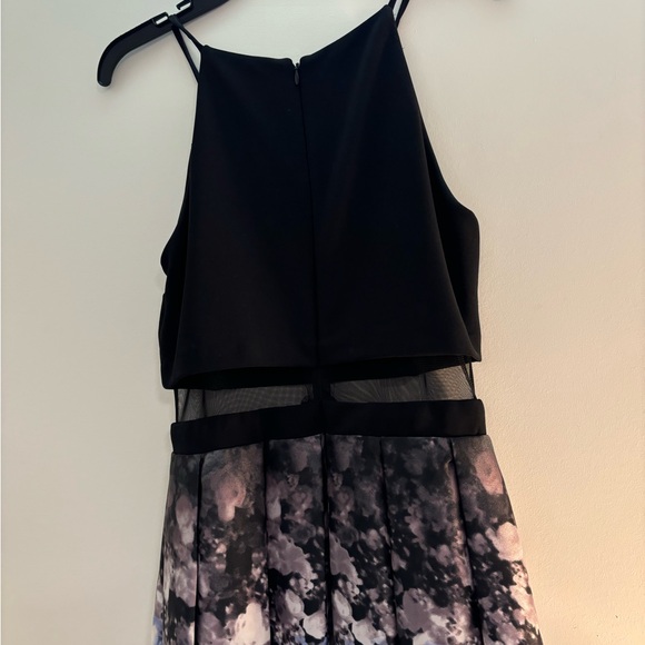 Prom/formal dress! - Picture 7 of 9